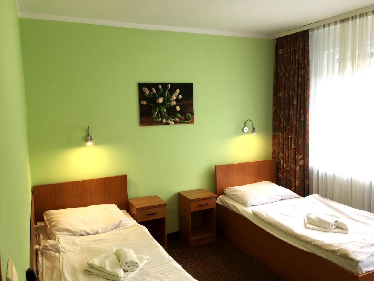 Hotel 3 Swarzędz Dış mekan fotoğraf